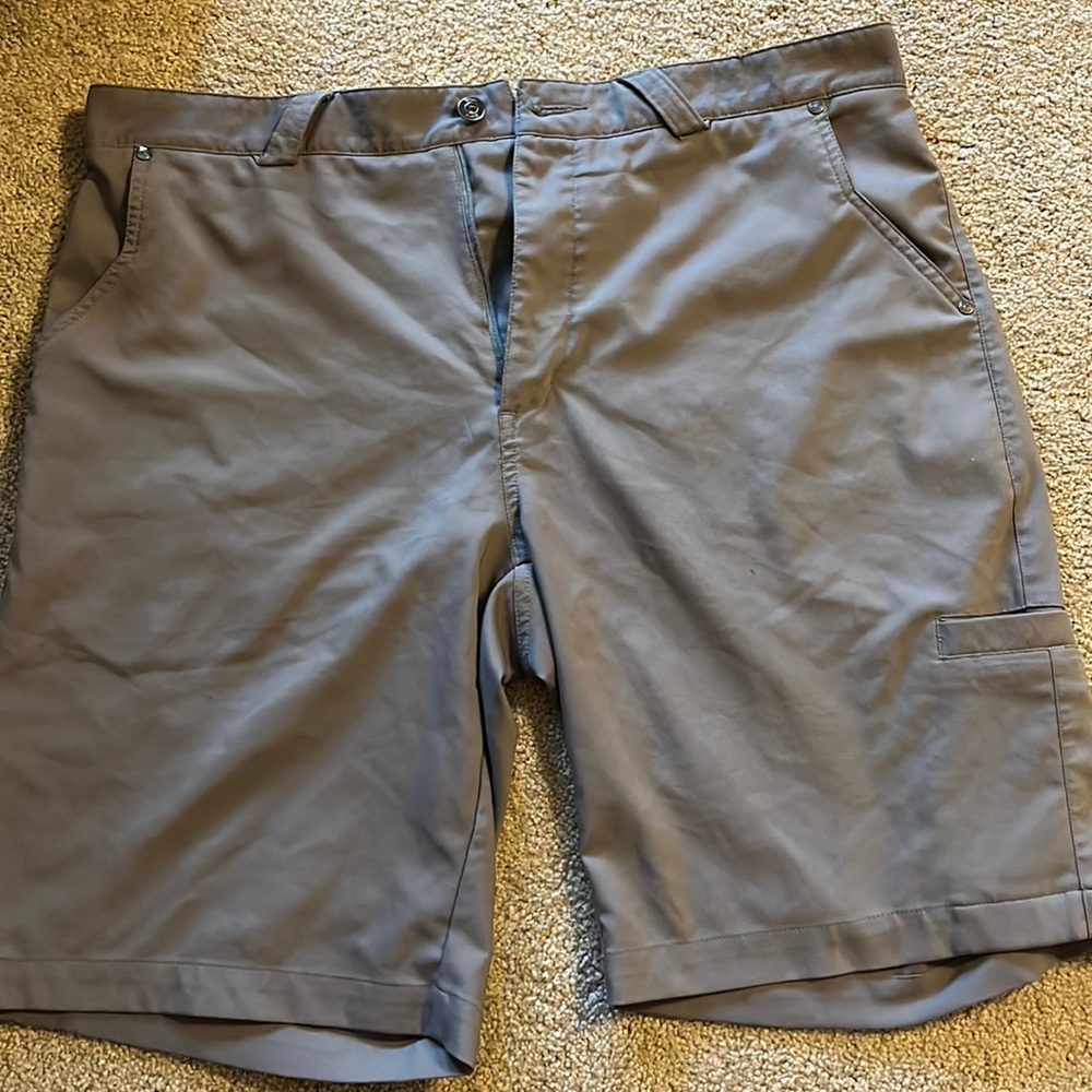Mens grey golf shorts, 36” waist